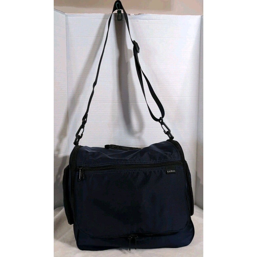 L.L. BEAN NAVY NYLON TRAVEL BAG ADJUSTABLE STRAP MULTIPLE COMPARTMENTS  EUC